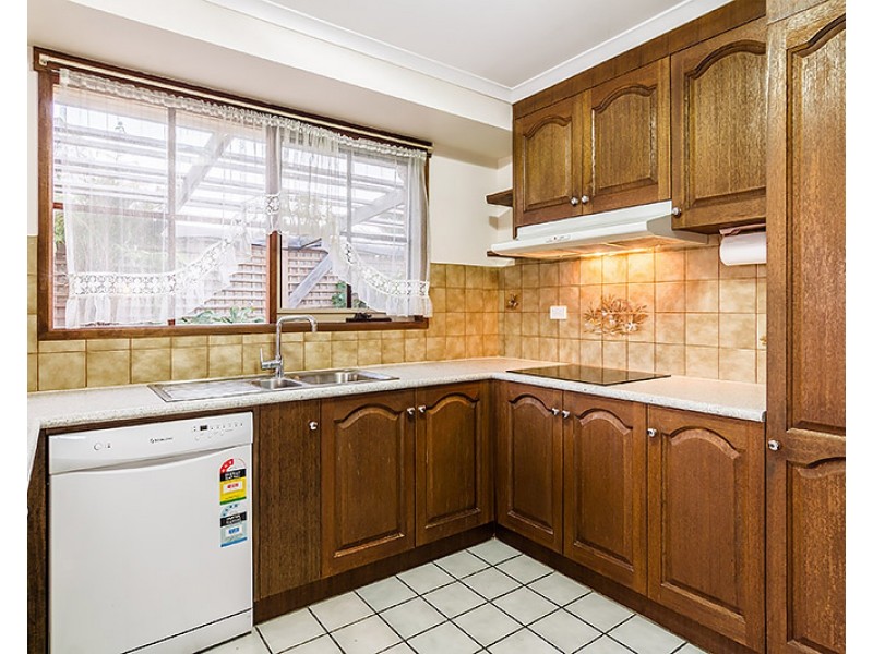 46 Courtenay Ave, Cranbourne North VIC 3977