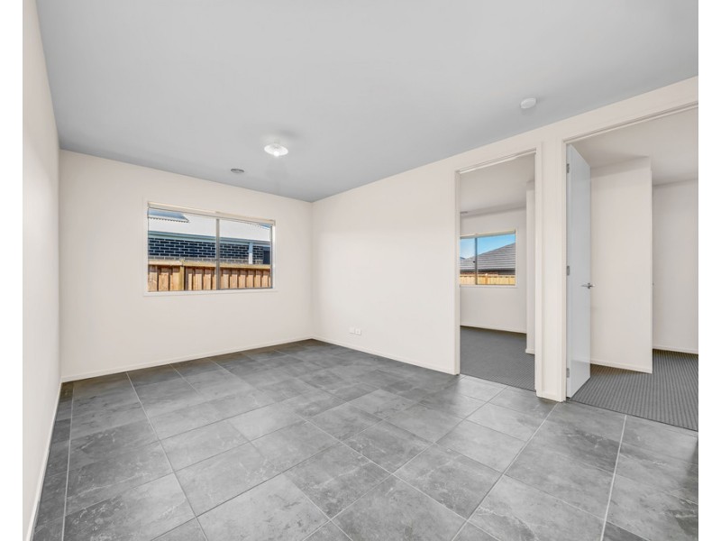 91 Encore Boulevard, Cranbourne South VIC 3977