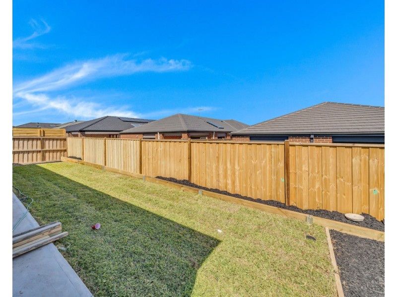 91 Encore Boulevard, Cranbourne South VIC 3977