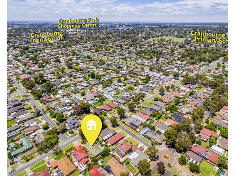 203 Monahans Road, Cranbourne West VIC 3977