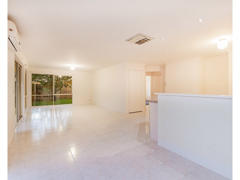 203 Monahans Road, Cranbourne West VIC 3977