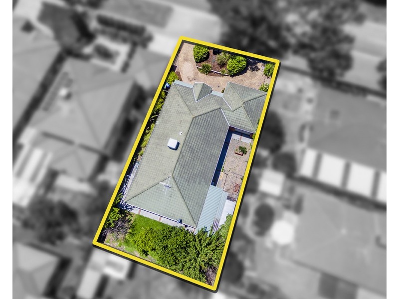 203 Monahans Road, Cranbourne West VIC 3977