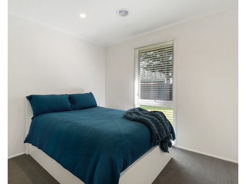 19 Guildford Crescent, Narre Warren VIC 3805