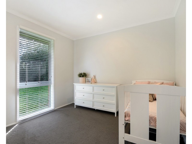 19 Guildford Crescent, Narre Warren VIC 3805