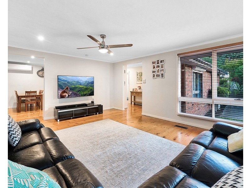 23 Ravensthorpe Crescent, Narre Warren VIC 3805