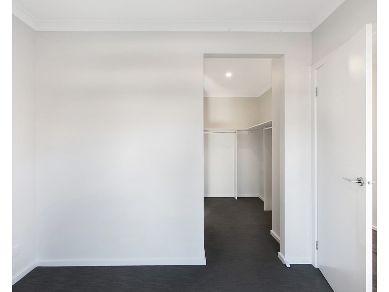 14 Amaya Way, Rockbank VIC 3335