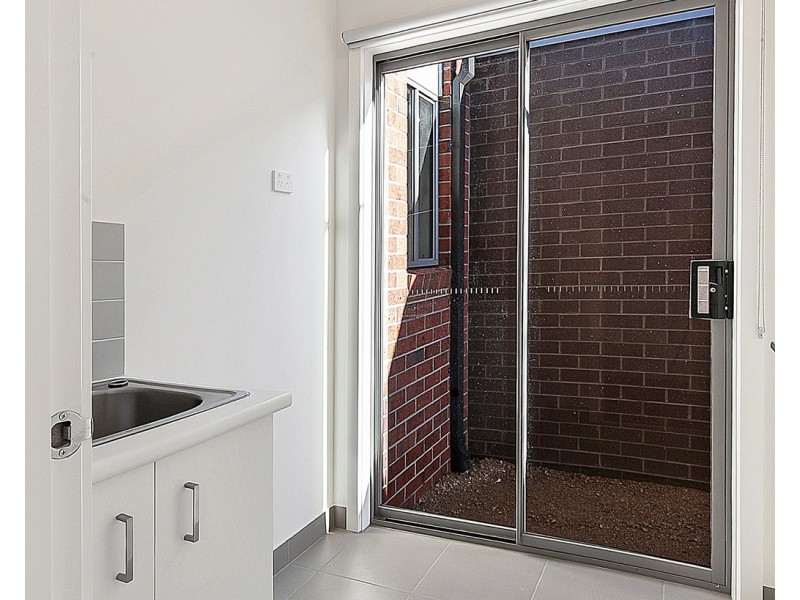 14 Amaya Way, Rockbank VIC 3335