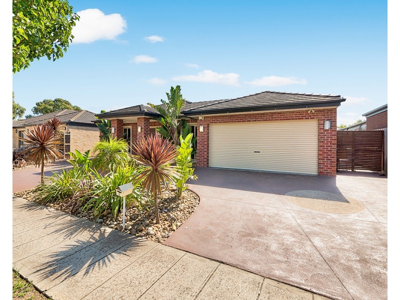 6 Prichard Avenue, Lynbrook VIC 3975