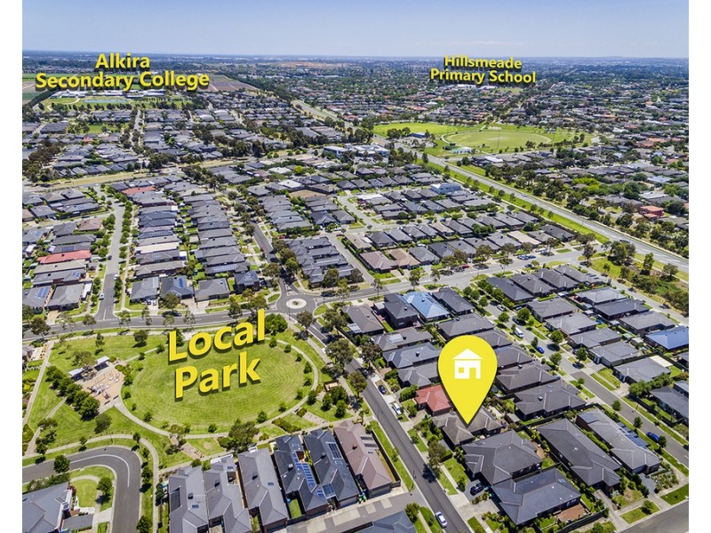 102 Sabel Drive, Cranbourne North VIC 3977