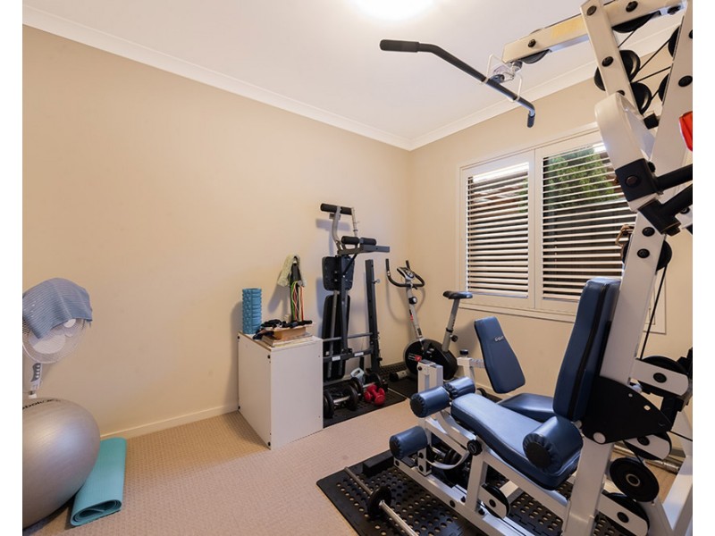 102 Sabel Drive, Cranbourne North VIC 3977