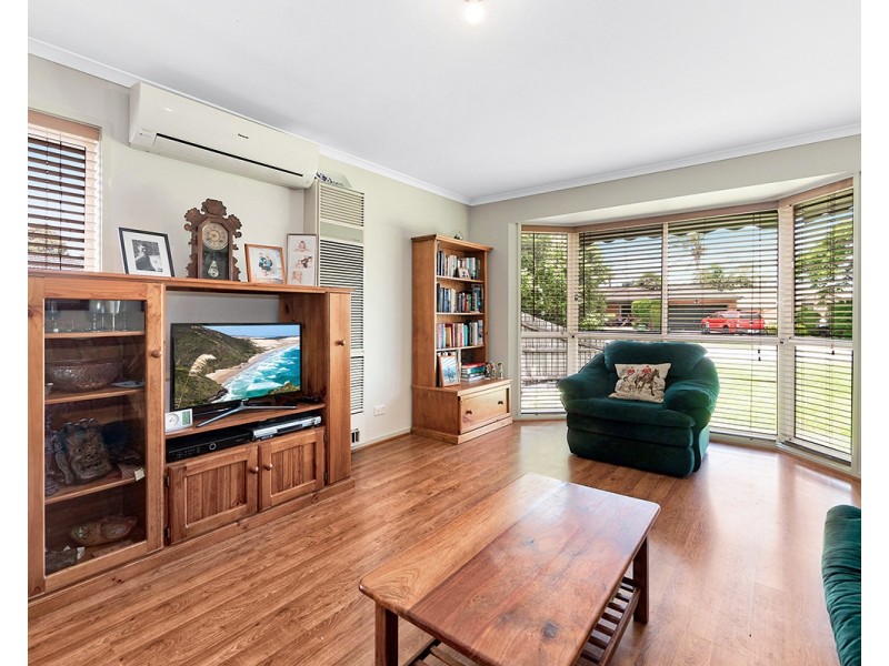 11 Oates Court, Cranbourne North VIC 3977