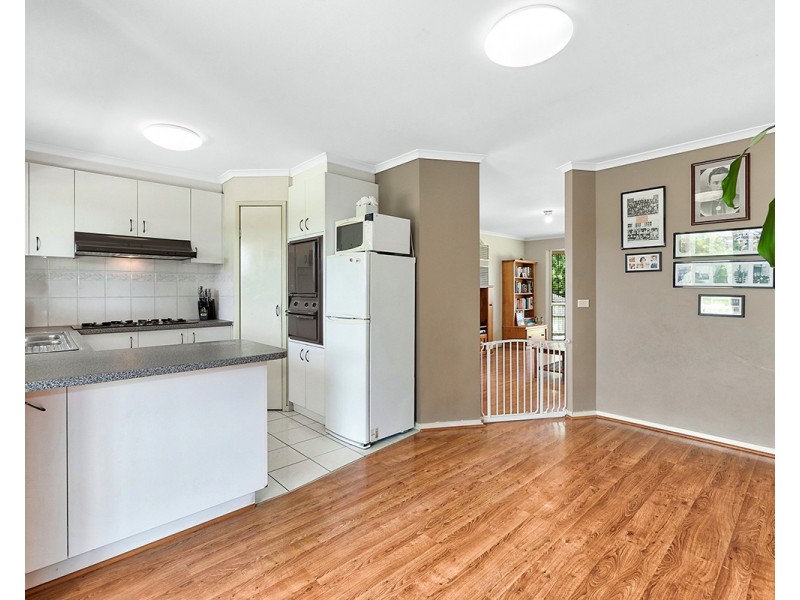 11 Oates Court, Cranbourne North VIC 3977