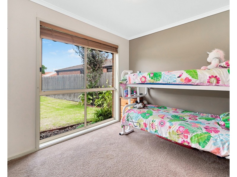 11 Oates Court, Cranbourne North VIC 3977
