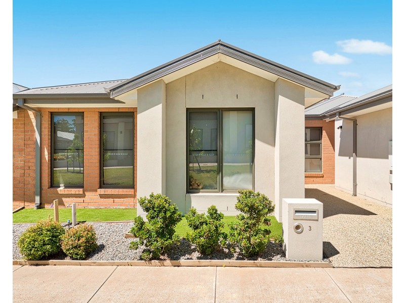 3 Supplejack Walk, Cranbourne North VIC 3977