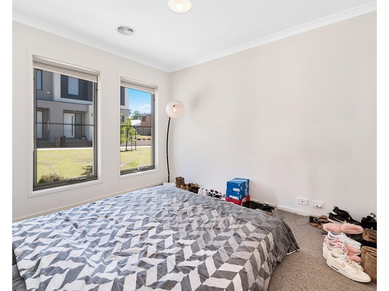 3 Supplejack Walk, Cranbourne North VIC 3977