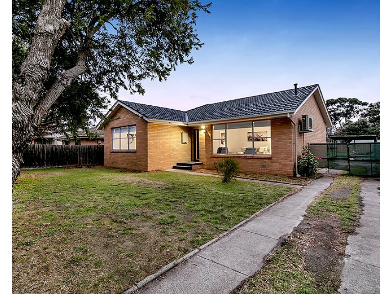 17 Windoo Street, Frankston North VIC 3200