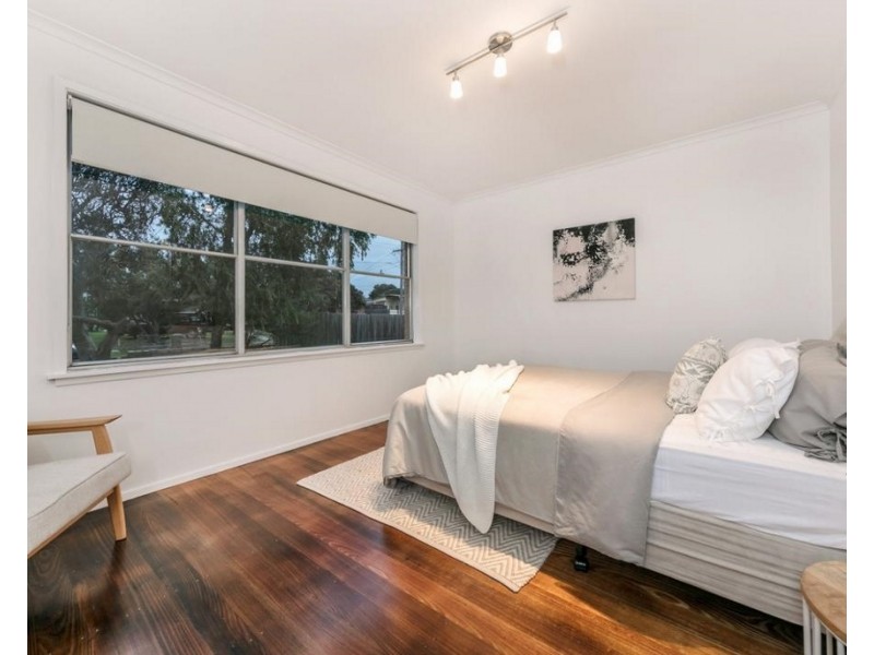 17 Windoo Street, Frankston North VIC 3200