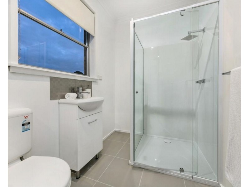 17 Windoo Street, Frankston North VIC 3200