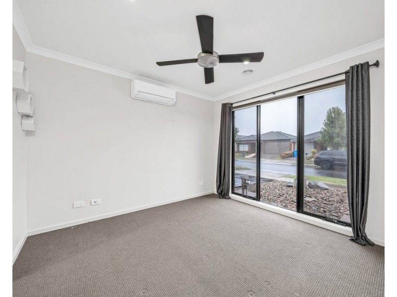 7 Trickett Street, Clyde VIC 3978