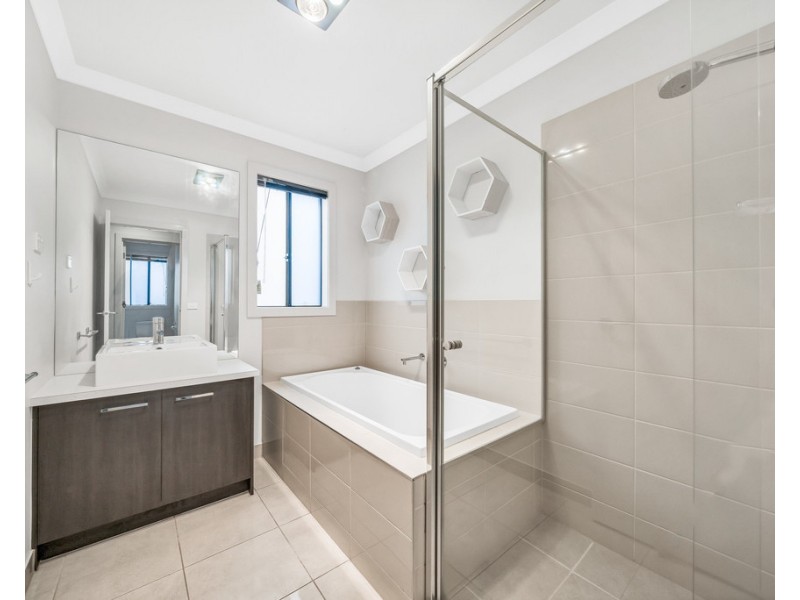 7 Trickett Street, Clyde VIC 3978