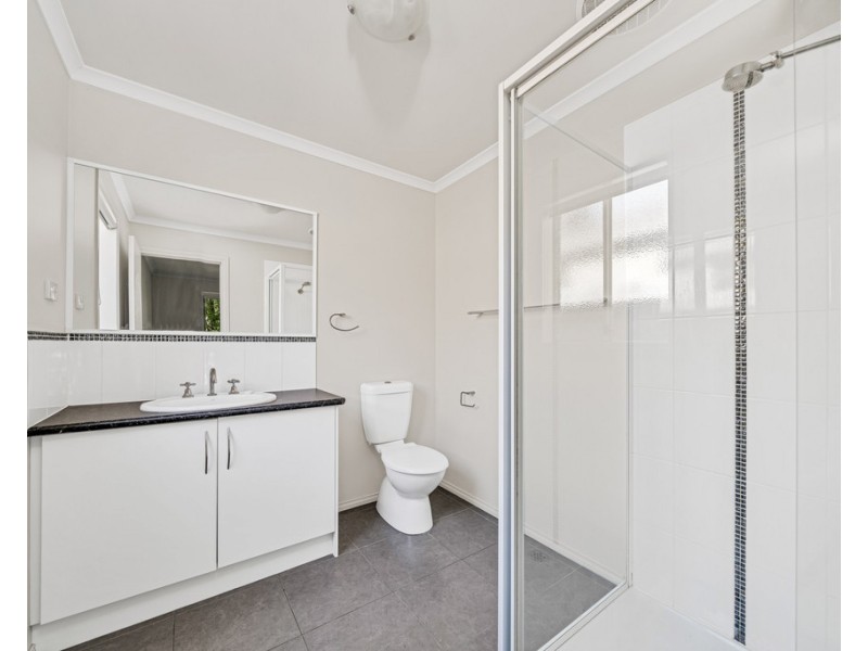 17/220-222 Monahans Road, Cranbourne VIC 3977