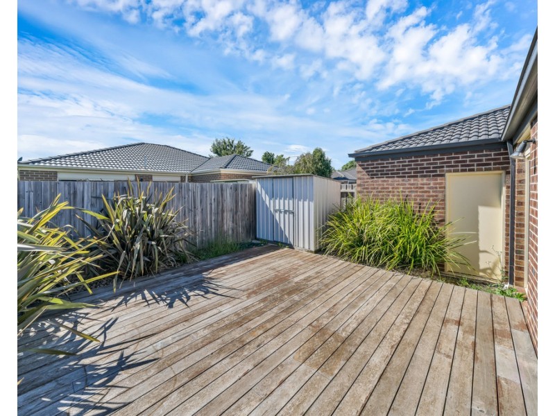 17/220-222 Monahans Road, Cranbourne VIC 3977