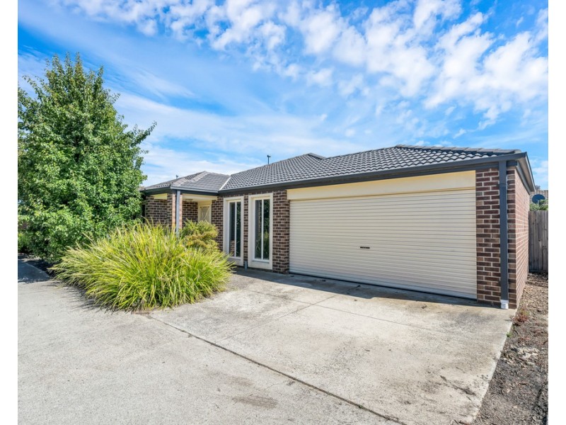 17/220-222 Monahans Road, Cranbourne VIC 3977
