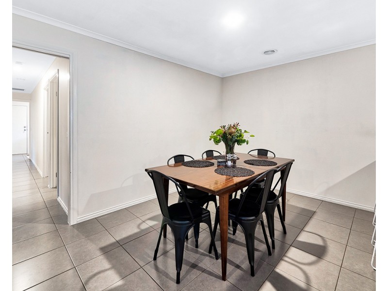 5 Pallyang Lane, Cranbourne East VIC 3977