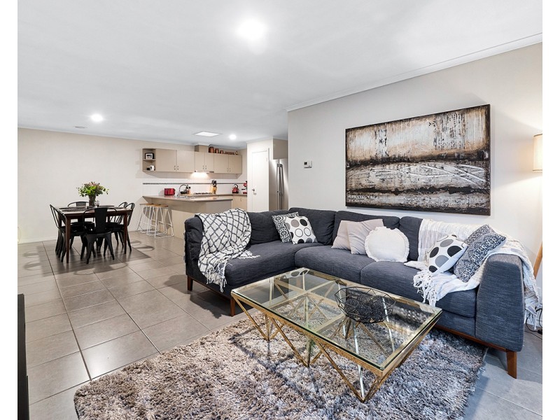 5 Pallyang Lane, Cranbourne East VIC 3977