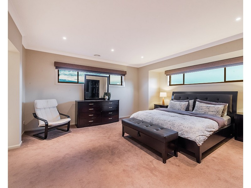 20 Abrus Circuit, Cranbourne North VIC 3977