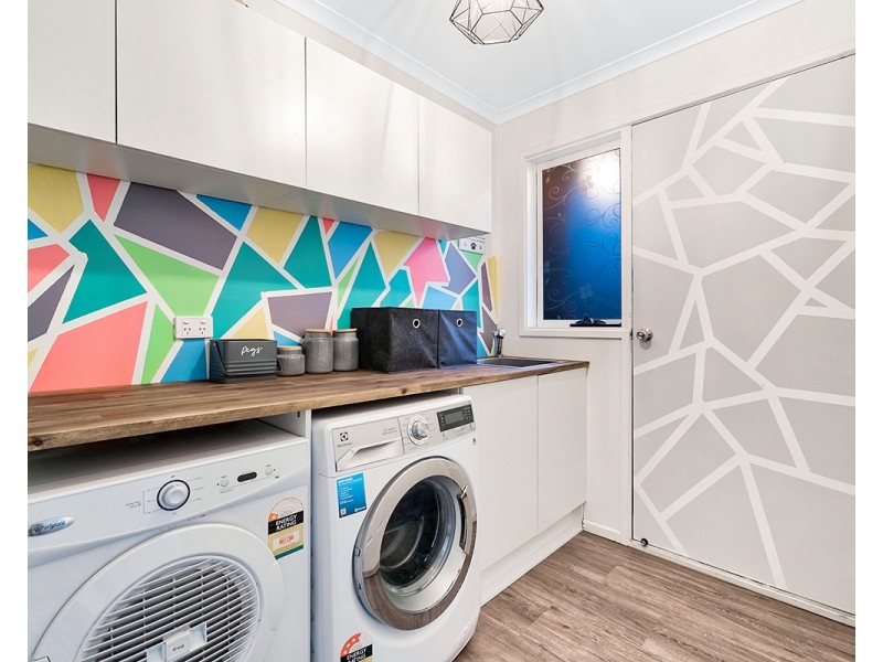 11 Horsfield Street, Cranbourne North VIC 3977