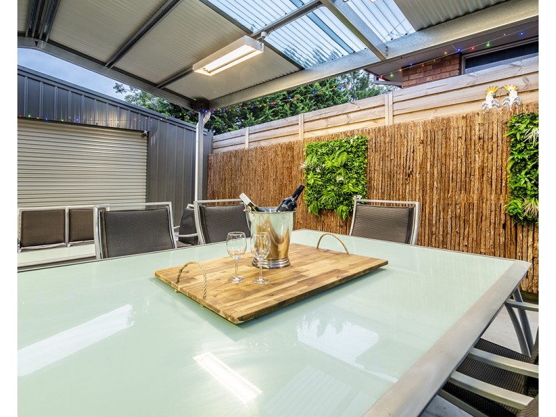 11 Horsfield Street, Cranbourne North VIC 3977