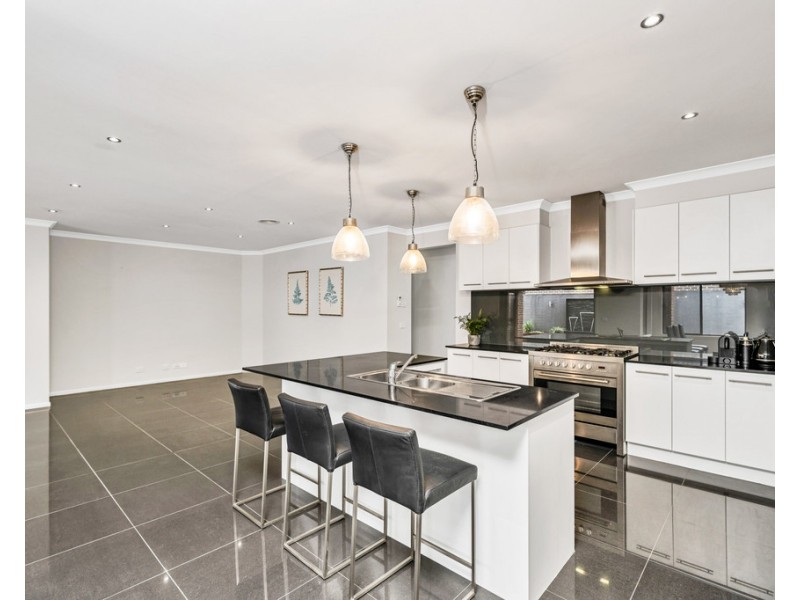 12 Gregson Grove, Lyndhurst VIC 3975