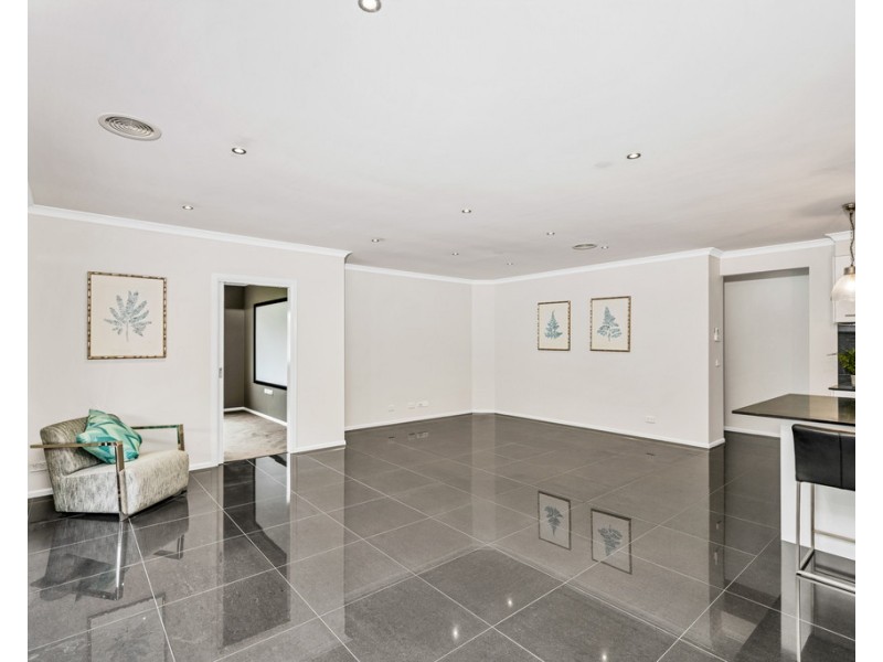 12 Gregson Grove, Lyndhurst VIC 3975