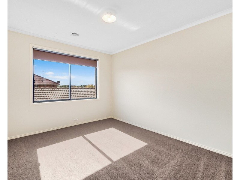 13 Brookville Court, Narre Warren South VIC 3805
