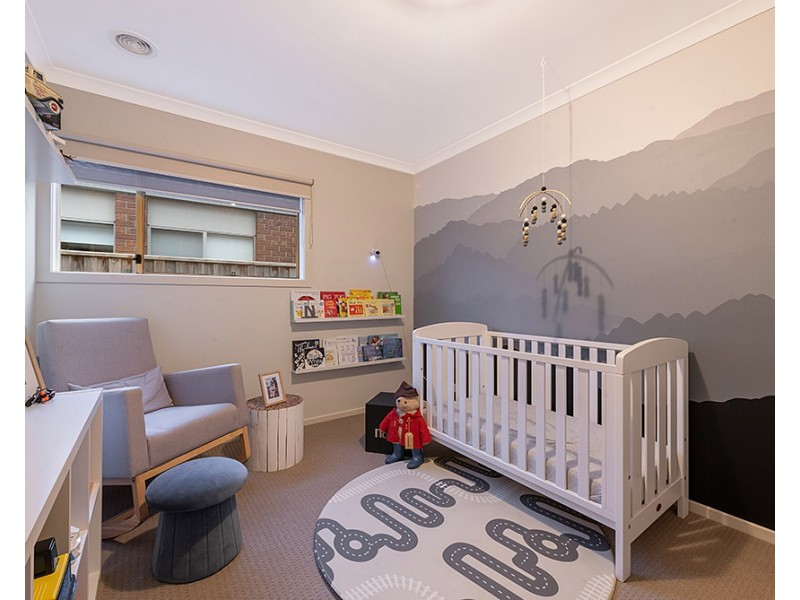 2 Bradshaw Way, Cranbourne East VIC 3977