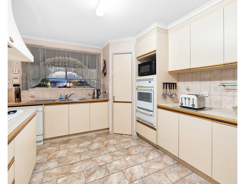 2 Glendoon Road, Junction Village VIC 3977