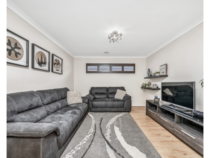 31 Albida Parade, Lyndhurst VIC 3975