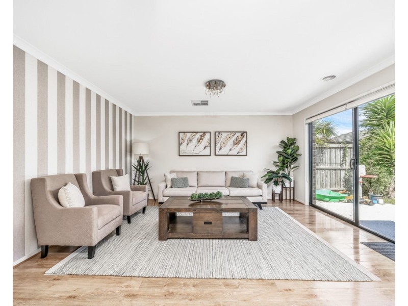 31 Albida Parade, Lyndhurst VIC 3975