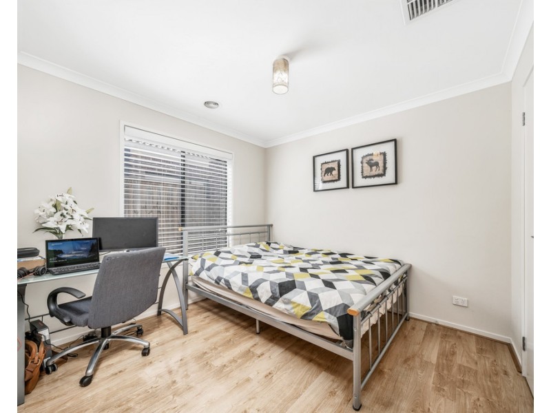 31 Albida Parade, Lyndhurst VIC 3975