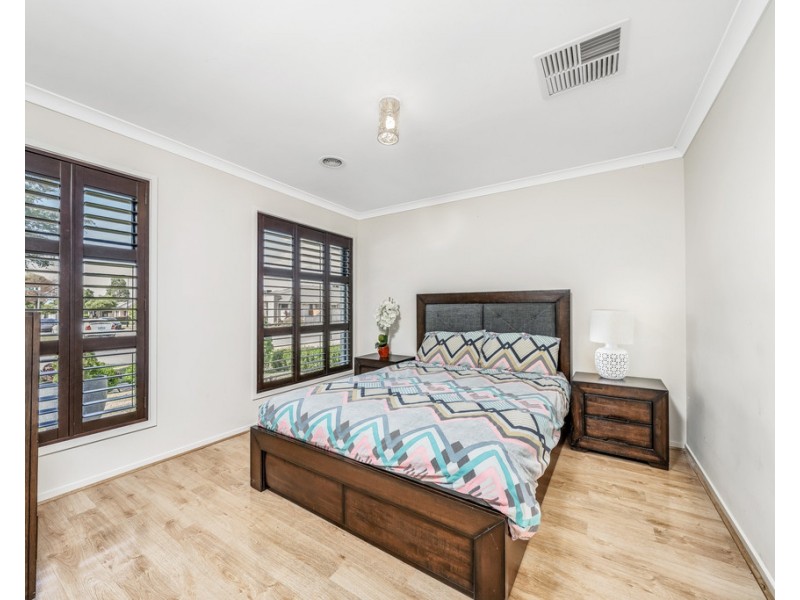 31 Albida Parade, Lyndhurst VIC 3975