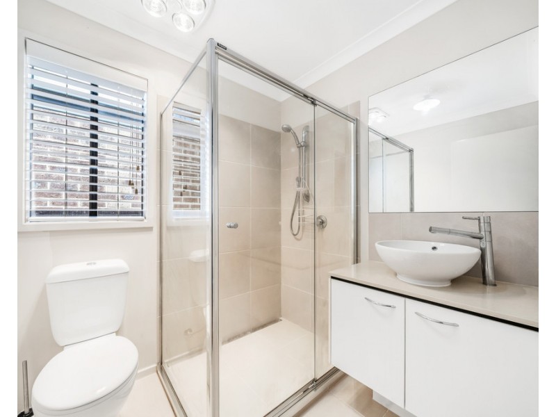 31 Albida Parade, Lyndhurst VIC 3975