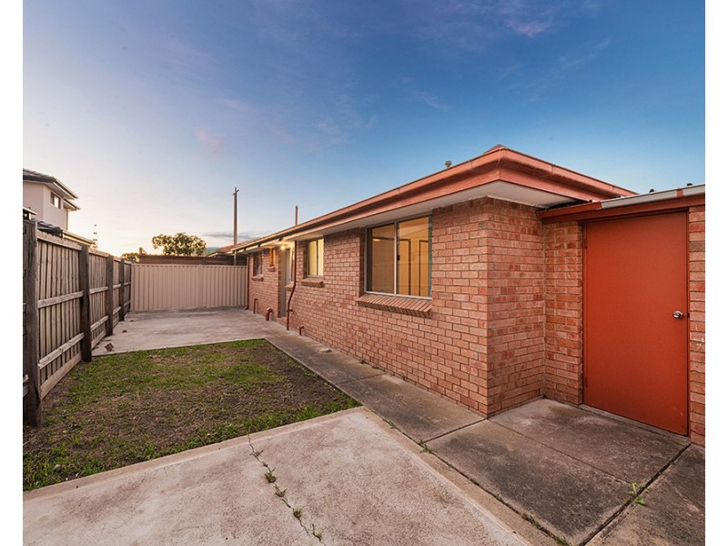 2/220-222 Monahans Road, Cranbourne VIC 3977