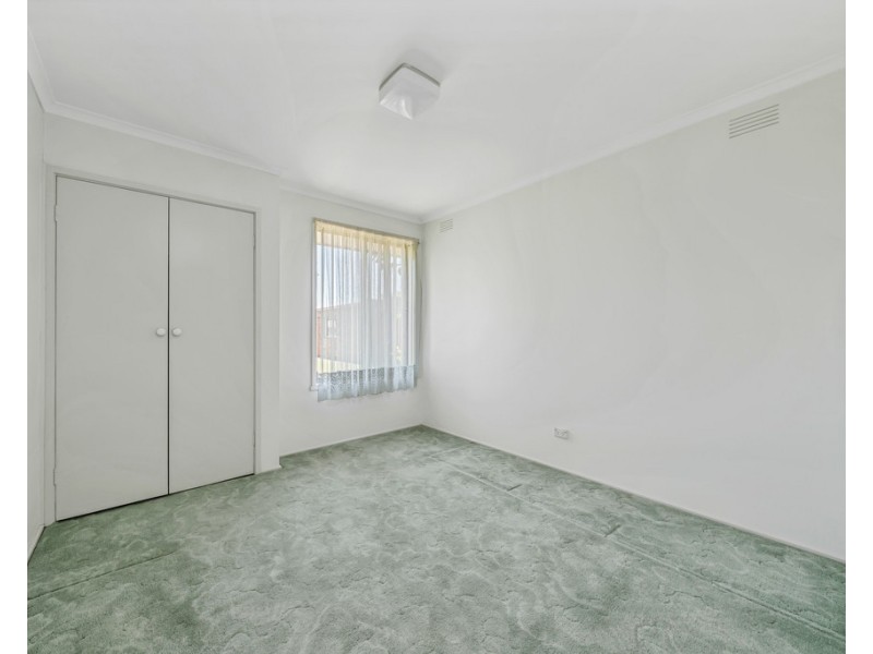 29 Lyall Street, Cranbourne VIC 3977