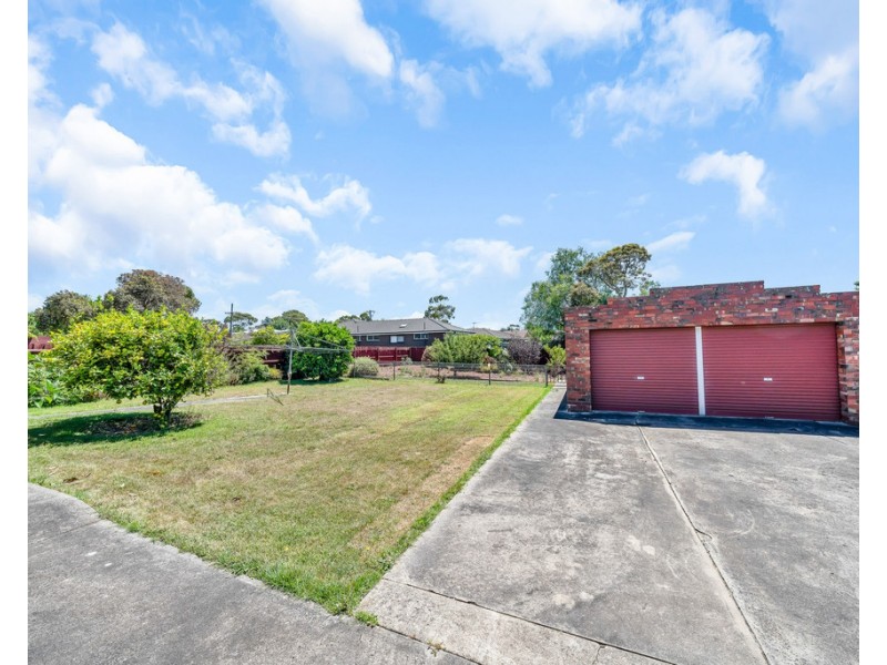 29 Lyall Street, Cranbourne VIC 3977