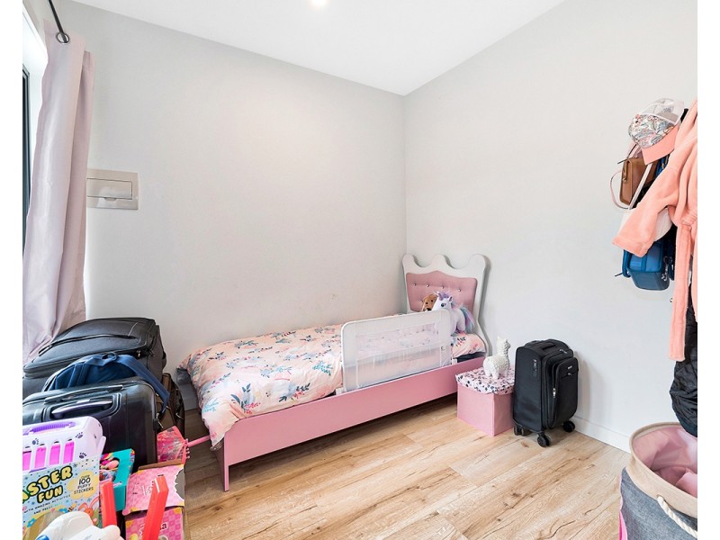 2/21 Rouse Street, Cranbourne VIC 3977