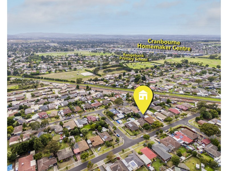 2/21 Rouse Street, Cranbourne VIC 3977