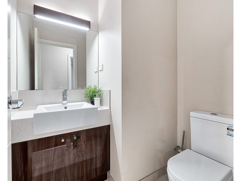 33 Springbrook Drive, Clyde North VIC 3978