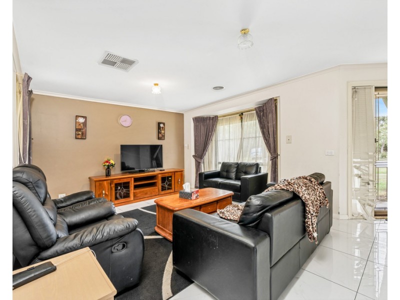 45 Seebeck Drive, Narre Warren South VIC 3805