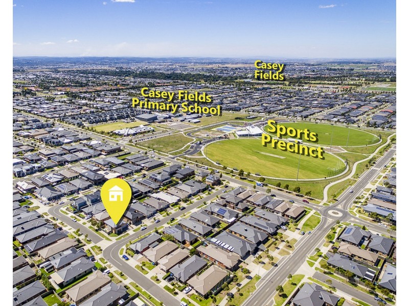 2 Jolly Street, Cranbourne East VIC 3977